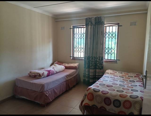 3 BEDROOM HOUSE FOR SALE IN UMLAZI BB